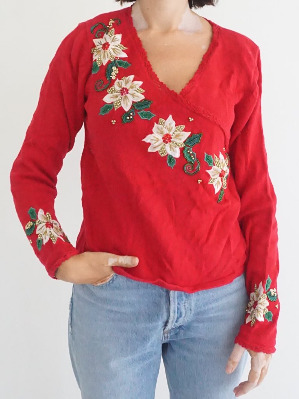 Vintage Heirloom Collectibles Red Poinsettia Applique Beaded Christmas Sweater S